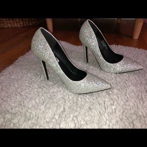 Cape Robbin Priscilla pumps